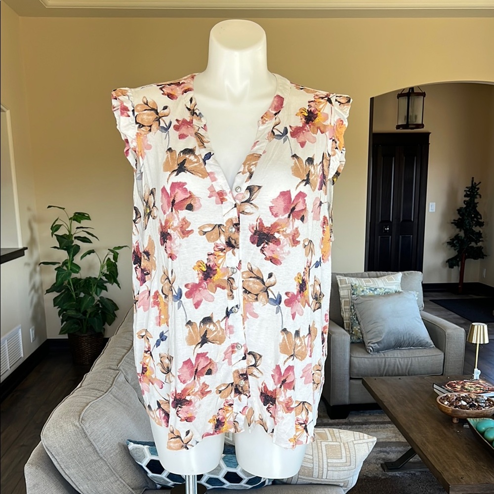 Papermoon Cream Floral Sleeveless Button-Front Blouse